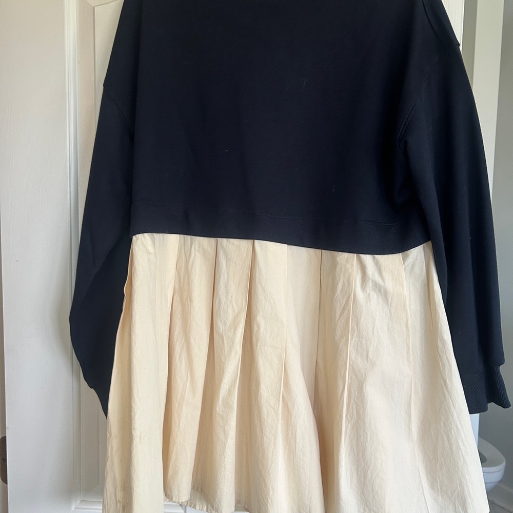 Black and Cream Long Sleeve Dress